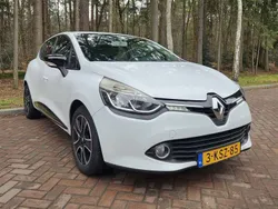 Wit Gebruikt 2013 Renault Clio IV Expression Hatchback | € 7.495 (Iets duurder)