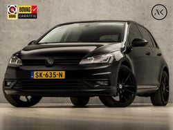 Zwart Gebruikt 2017 VW Golf VII Black Edition Hatchback | € 14.445 (Iets duurder)