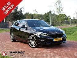 Zwart Gebruikt 2020 BMW 118 Executive Hatchback | € 19.995 (Goede deal)