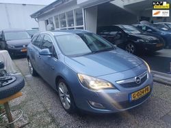 Blauw Gebruikt 2010 Opel Astra Cosmo Stationwagen | € 4.250 (Iets duurder)