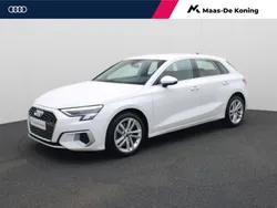 Wit Gebruikt 2021 Audi A3 Sportback Business Hatchback | € 23.440 (Eerlijke prijs)