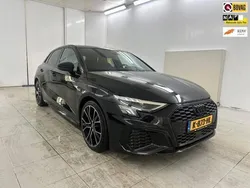 Zwart Gebruikt 2021 Audi A3 Sportback S-Line Hatchback | € 26.999 (Eerlijke prijs)