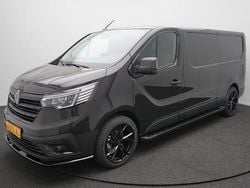 Zwart Gebruikt 2024 Renault Trafic R.S. Van | € 35.940 (Eerlijke prijs)