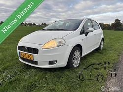 Wit Gebruikt 2009 Fiat Grande Punto Racing Hatchback | € 1.699 (Eerlijke prijs)