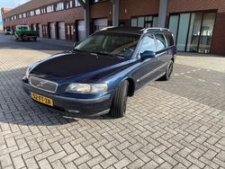 Blauw Gebruikt 2000 Volvo V70 Comfort Stationwagen | € 1.999 (Eerlijke prijs)