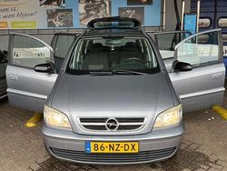 Grijs Gebruikt 2004 Opel Zafira Comfort Stationwagen | € 1.850 (Eerlijke prijs)