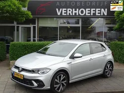 Grijs Gebruikt 2022 VW Polo R-line Hatchback | € 16.450 (Eerlijke prijs)