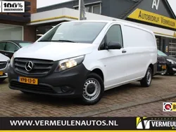 Wit Gebruikt 2022 Mercedes Vito MPV | € 22.900