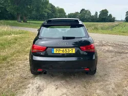 Zwart Gebruikt 2011 Audi A1 Hatchback | € 6.200 (Eerlijke prijs)