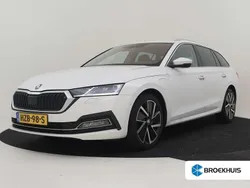 Wit Gebruikt 2021 Skoda Octavia First Edition Stationwagen | € 21.900 (Goede deal)