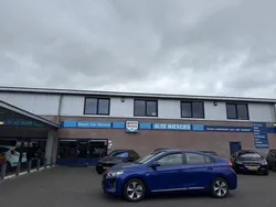 Blauw Gebruikt 2018 Hyundai Ioniq Comfort Sedan | € 10.950 (Eerlijke prijs)