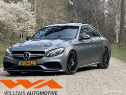 Grijs Gebruikt 2015 Mercedes C63 AMG AMG Sedan | € 43.995 (Eerlijke prijs)