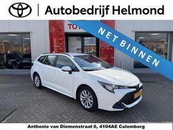 Wit Gebruikt 2023 Toyota Corolla Active Stationwagen | € 26.950 (Eerlijke prijs)