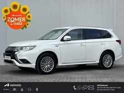 Wit Gebruikt 2019 Mitsubishi Outlander Intense SUV | € 21.685 (Goede deal)