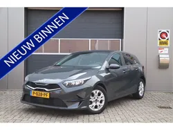 Grijs Gebruikt 2022 Kia Ceed Hatchback | € 21.995 (Goede deal)