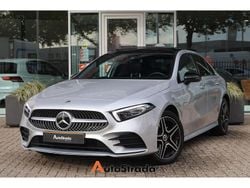 Grijs Gebruikt 2022 Mercedes A250 AMG line Sedan | € 28.700 (Eerlijke prijs)