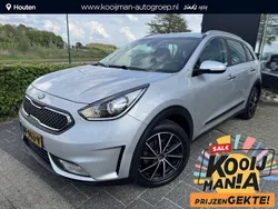 (4ss) silky silver m Gebruikt 2017 Kia Niro First Edition SUV | € 15.400 (Eerlijke prijs)
