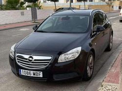 Grijs Gebruikt 2009 Opel Insignia Stationwagen | € 3.500 (Eerlijke prijs)