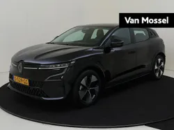 Zwart Gebruikt 2023 Renault Mégane Evolution Hatchback | € 28.930 (Goede deal)