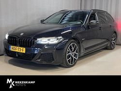 Zwart, metallic lak Gebruikt 2021 BMW 530e Executive Stationwagen | € 34.250 (Eerlijke prijs)