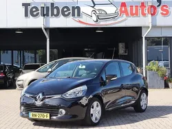 Zwart Gebruikt 2013 Renault Clio IV Dynamique Hatchback | € 4.495 (Eerlijke prijs)