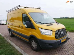 Geel Gebruikt 2018 Ford Transit Trend Van | € 4.999