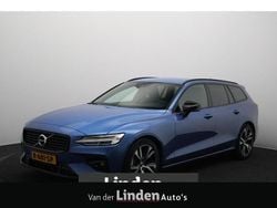Blauw Gebruikt 2021 Volvo V60 R-Design Stationwagen | € 29.950 (Goede deal)