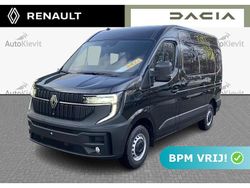 Zwart metallic Gebruikt 2024 Renault Master Van | € 31.950 (Goede deal)