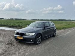 Grijs Gebruikt 2007 BMW 118 Hatchback | € 4.000