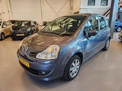 Blauw Gebruikt 2012 Renault Grand Modus Night&Day MPV | € 3.950 (Eerlijke prijs)