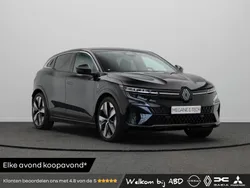 Zwart Nieuw 2025 Renault Mégane Komfort Hatchback | € 35.740 (Super prijs)