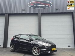 Zwart Gebruikt 2014 Ford Fiesta Sport Hatchback | € 8.950 (Eerlijke prijs)