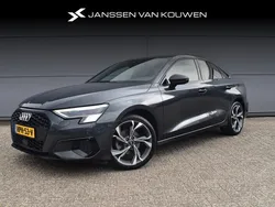 Grijs Gebruikt 2022 Audi A3 Edition .1 Sedan | € 29.495