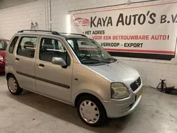 Grijs Gebruikt 2001 Opel Agila Comfort Hatchback | € 999 (Eerlijke prijs)
