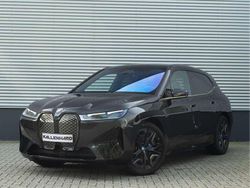 Grijs Gebruikt 2023 BMW iX Comfort Edition SUV | € 51.875 (Goede deal)