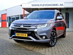 Grijs Gebruikt 2016 Mitsubishi Outlander P-HEV SUV | € 14.950 (Iets duurder)