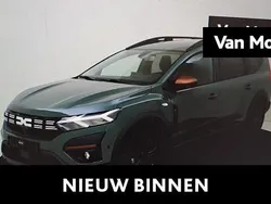 Grijs Gebruikt 2024 Dacia Jogger Extreme MPV | € 24.640 (Iets duurder)
