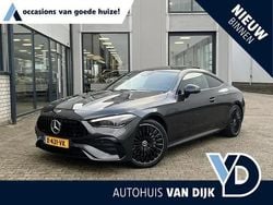Grijs Gebruikt 2024 Mercedes CLE200 AMG line Coupé | € 59.740 (Eerlijke prijs)