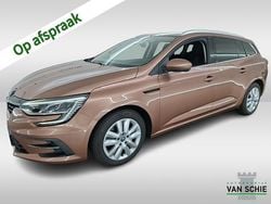Bruin Gebruikt 2020 Renault Mégane IV Business Stationwagen | € 16.400 (Goede deal)
