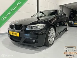 Zwart Gebruikt 2012 BMW 318 M Sport Stationwagen | € 10.940 (Eerlijke prijs)