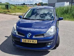 Blauw Gebruikt 2007 Renault Clio II Dynamique Hatchback | € 3.000 (Iets duurder)