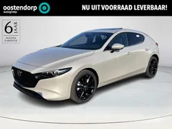 Beige Nieuw 2025 Mazda 3 Exclusive-Line Hatchback | € 42.300 (Iets duurder)