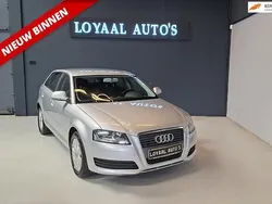 Grijs, metallic lak Gebruikt 2010 Audi A3 Sportback Attraction Hatchback | € 6.999 (Eerlijke prijs)