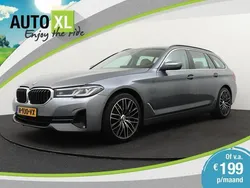 Grijs, metallic lak Gebruikt 2022 BMW 520 M Sport Stationwagen | € 33.940 (Super prijs)