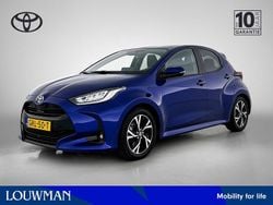 Blauw Gebruikt 2024 Toyota Yaris Hybrid Edition Hatchback | € 23.945 (Eerlijke prijs)