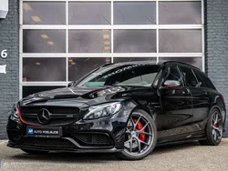 Zwart, metallic lak Gebruikt 2015 Mercedes C63 AMG AMG Stationwagen | € 39.950 (Iets duurder)