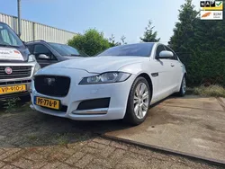 Wit Gebruikt 2016 Jaguar XF Portfolio Sedan | € 4.900