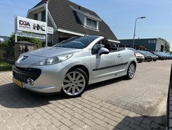 Grijs Gebruikt 2008 Peugeot 207 CC Cabriolet | € 2.450 (Eerlijke prijs)