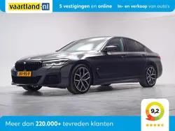 Grijs Gebruikt 2021 BMW 530 M Sport Sedan | € 36.945 (Eerlijke prijs)