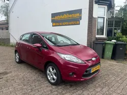 Rood Gebruikt 2010 Ford Fiesta Hatchback | € 1.999 (Super prijs)